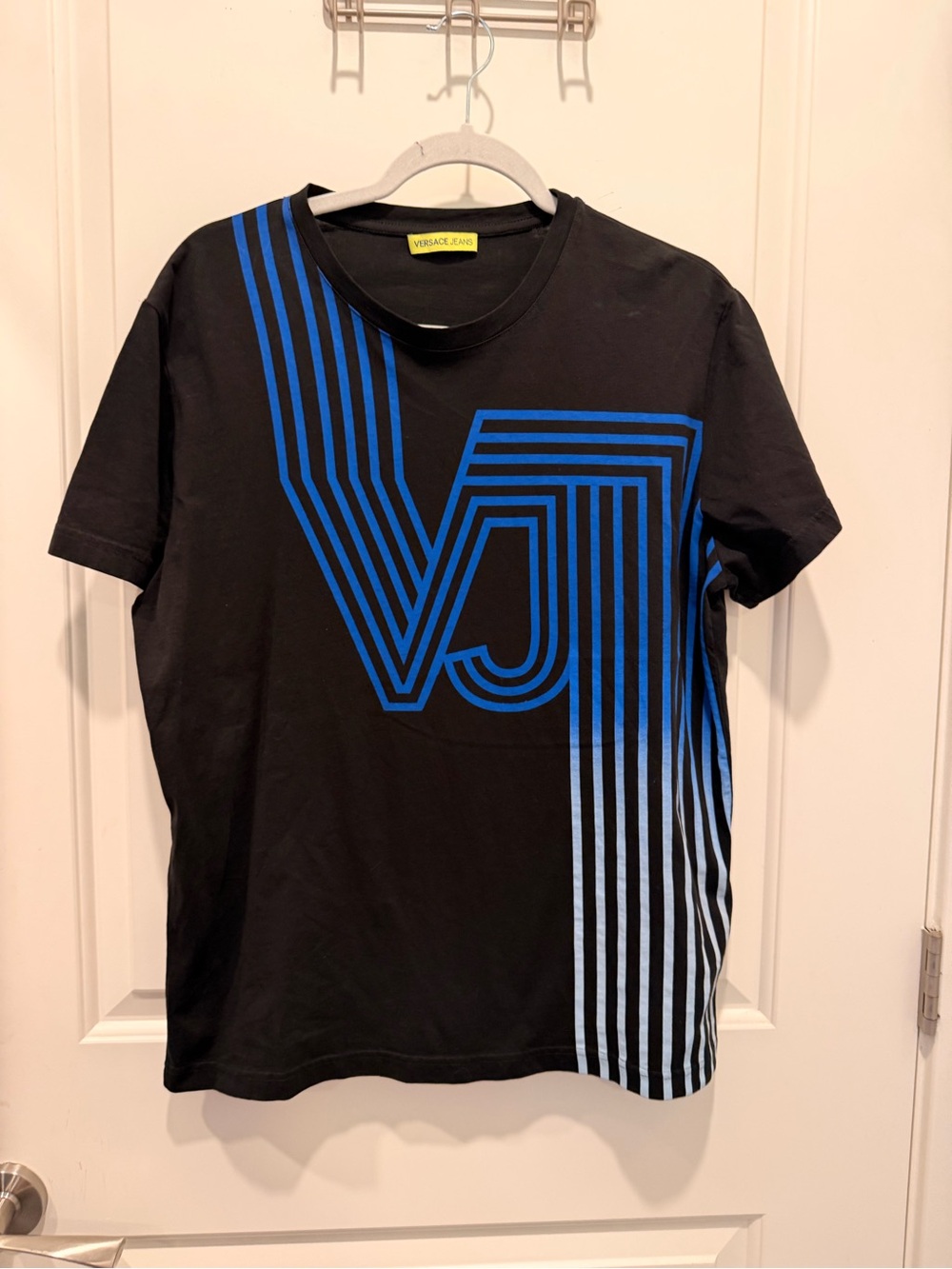 Versace Jeans VJ Graphic
Print Logo T-Shirt Men Size M